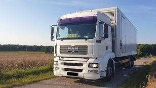 птицевоз MAN TGA 26.390