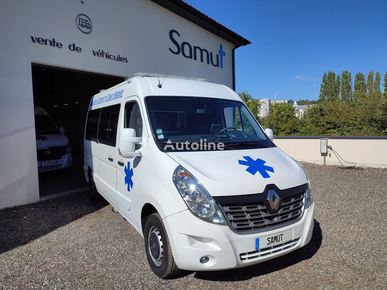 Купить машину скорой помощи Renault Master Франция Saint-Nicolas-de-Port,  VE36350